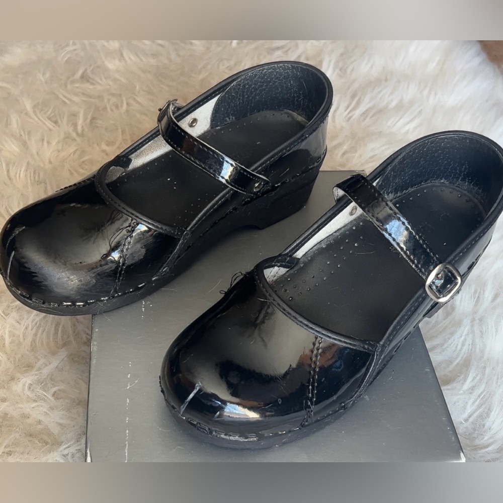 Bjork  | Women's Mary Jane Patent Leather Clogs Orthotic Size 7 Shoes Sweden - Picture 4 of 11